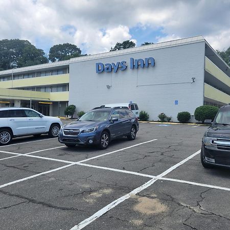 亚历山大南部戴斯酒店 亚历山德里亚 外观 照片