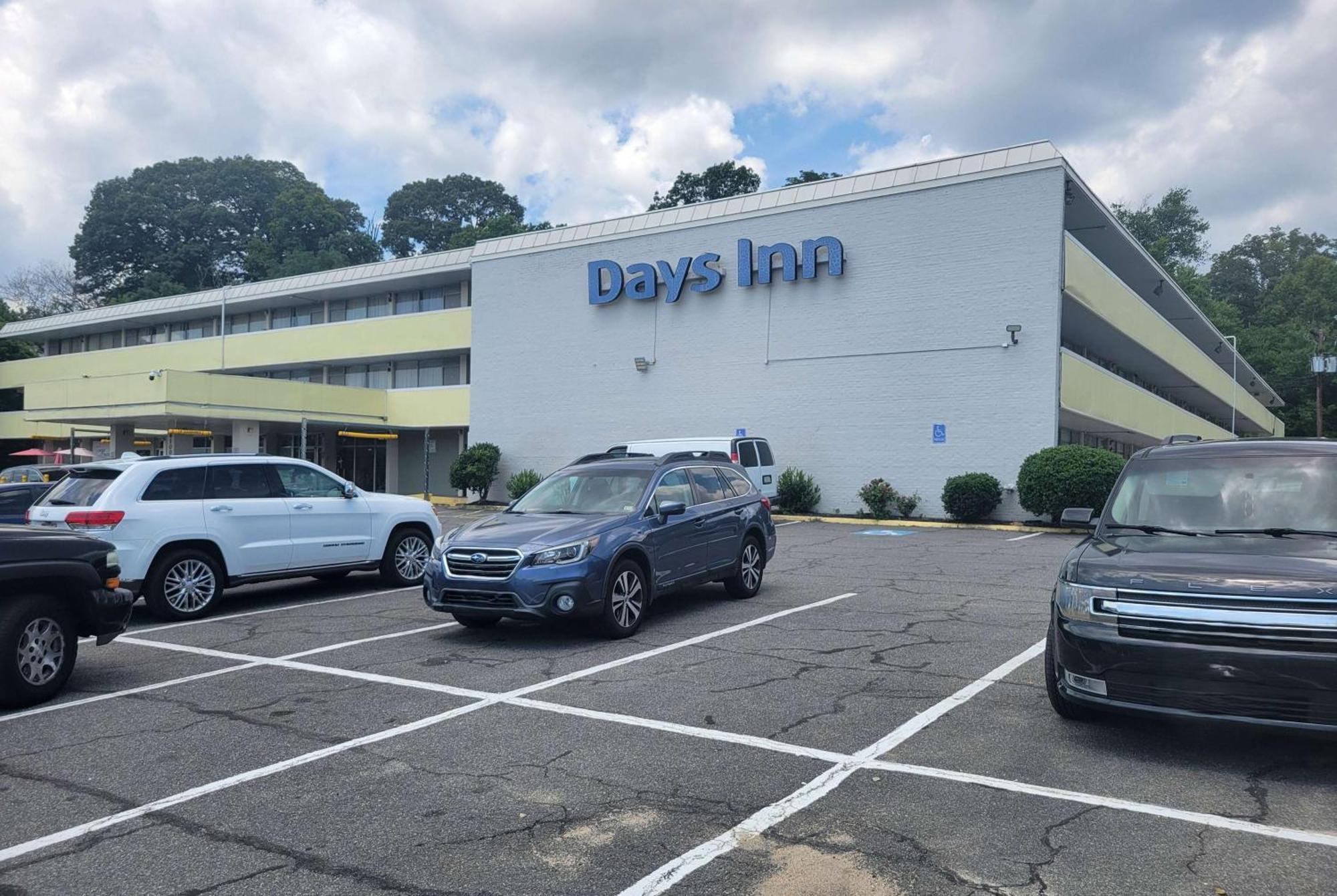 亚历山大南部戴斯酒店 亚历山德里亚 外观 照片
