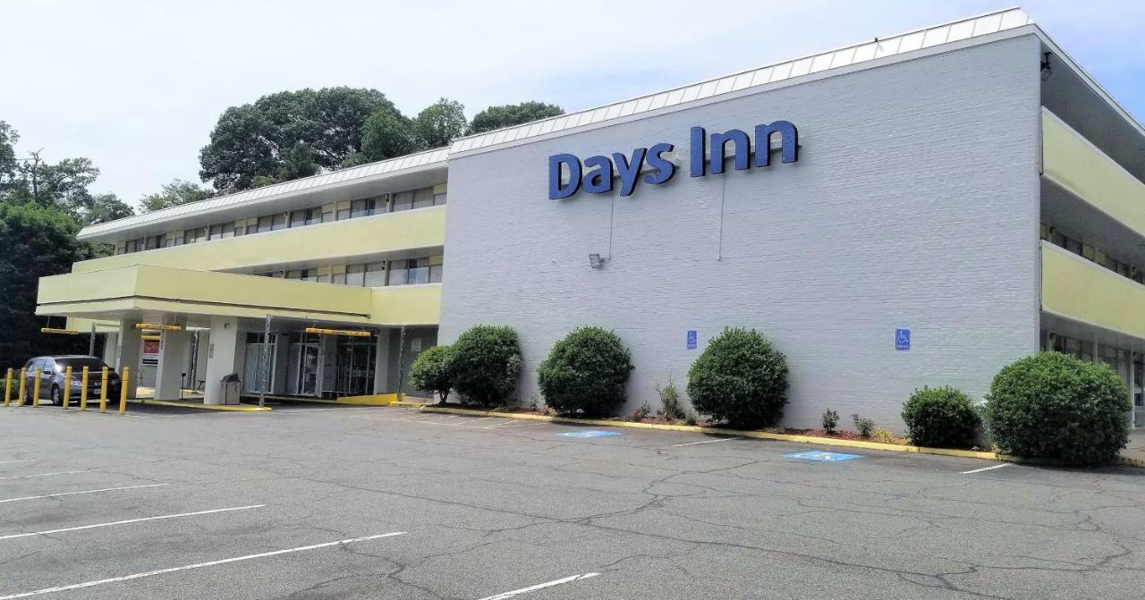 亚历山大南部戴斯酒店 亚历山德里亚 外观 照片